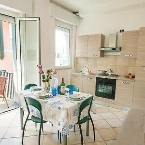 residence-doral.riccione-hotels.org/