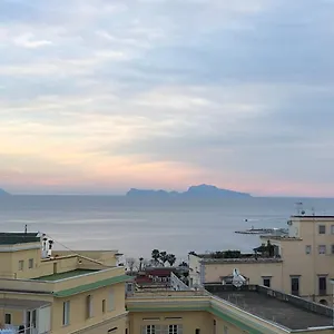 specchio-di-parthenope.hotels-amalfi.com/